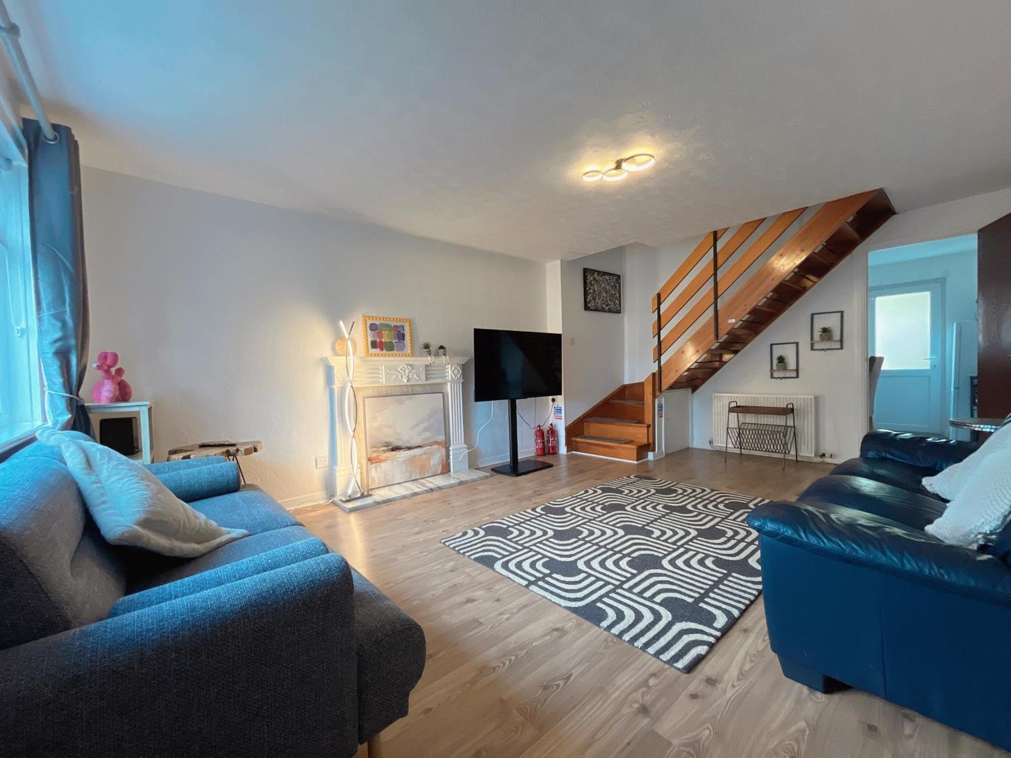 Cozy 2 Bedrooms With Private Parking Space And Garden Единбург Екстериор снимка